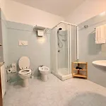 Montegrino Lakeview فندق Montegrino Valtravaglia