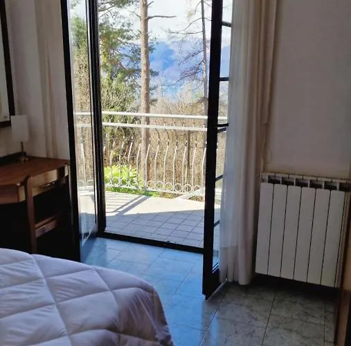 Montegrino Lakeview 3*