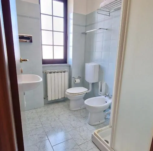 Отель Montegrino Lakeview 3*